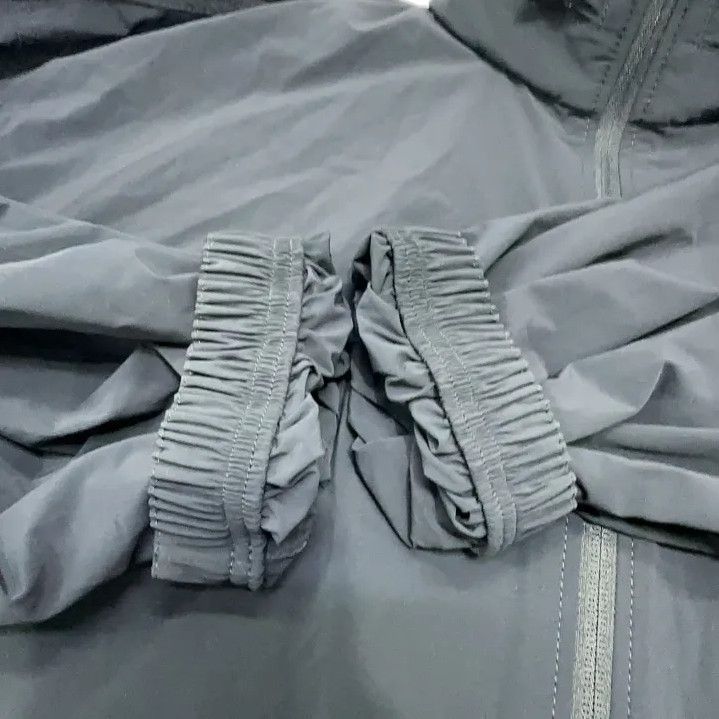 Balenciaga Balenciaga Classic Hooded Zip Jacket for Men Size US M / EU 48-50 / 2 - 10 Thumbnail