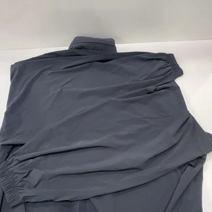 Balenciaga Balenciaga Classic Hooded Zip Jacket for Men Size US M / EU 48-50 / 2 - 13 Thumbnail
