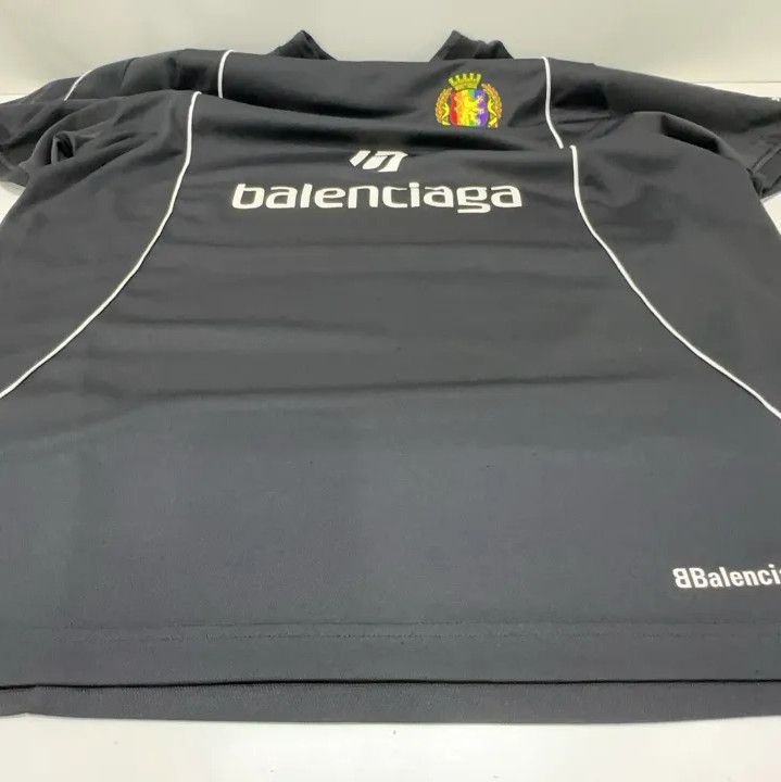 Balenciaga Balenciaga Logo Short-Sleeve Casual Football Shirt Size US M / EU 48-50 / 2 - 9 Thumbnail