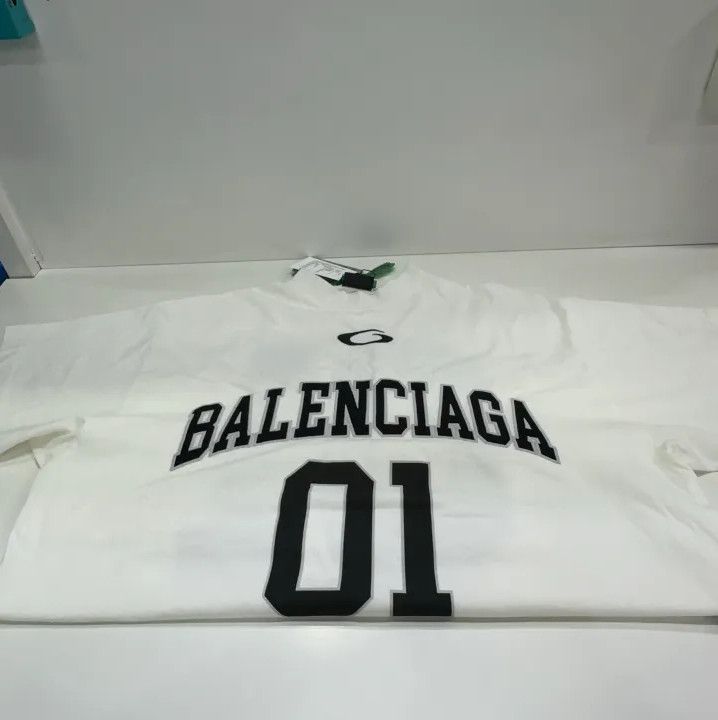 Balenciaga Balenciaga SS25 Basketball Loose Fit Short Sleeve Tee Size US M / EU 48-50 / 2 - 9 Thumbnail