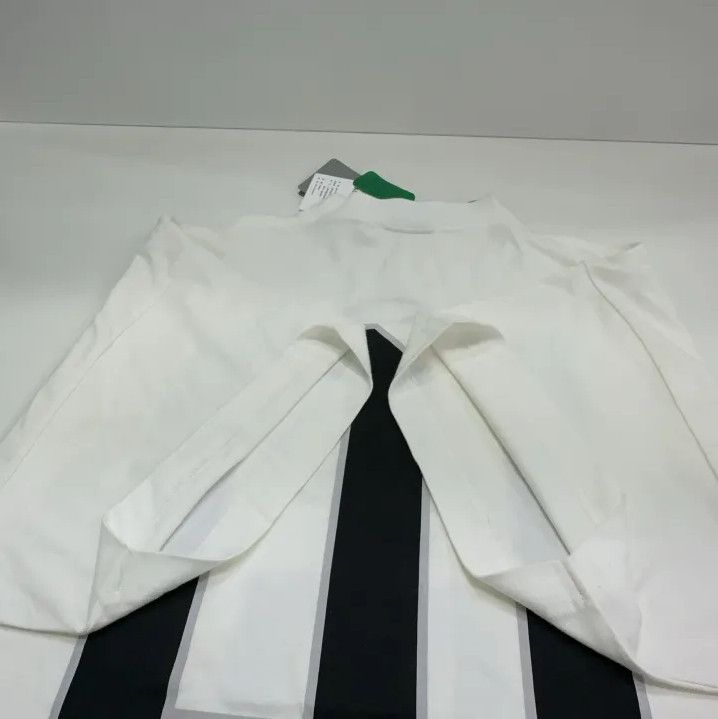 Balenciaga Balenciaga SS25 Basketball Loose Fit Short Sleeve Tee Size US M / EU 48-50 / 2 - 13 Thumbnail