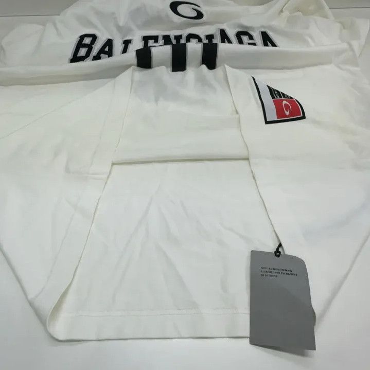 Balenciaga Balenciaga SS25 Basketball Loose Fit Short Sleeve Tee Size US M / EU 48-50 / 2 - 10 Thumbnail