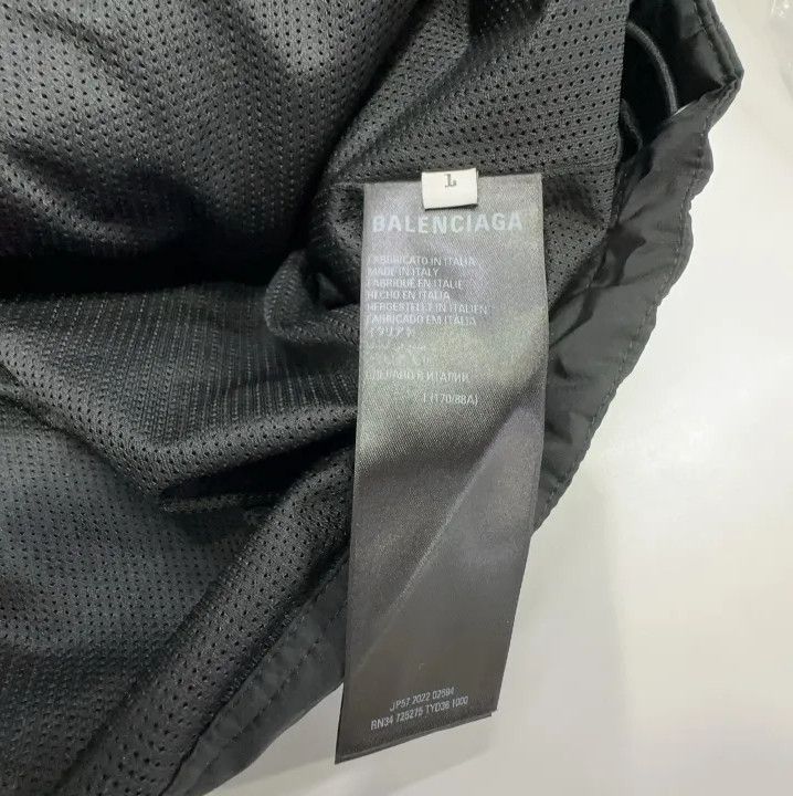 Balenciaga Balenciaga Black Hooded Tracksuit Jacket Size US S / EU 44-46 / 1 - 4 Thumbnail