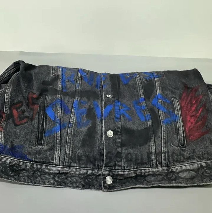 Balenciaga Balenciaga Black Graffiti Denim Jacket Size US L / EU 52-54 / 3 - 10 Thumbnail