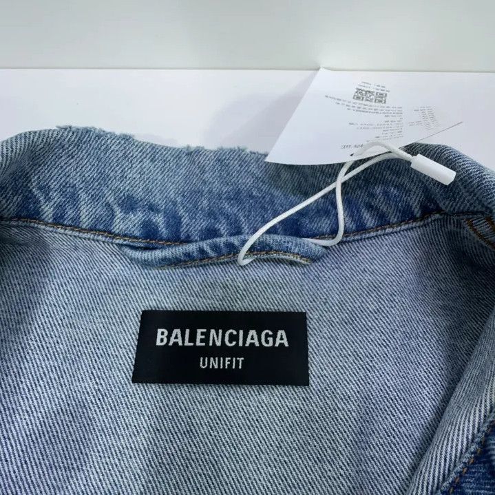 Balenciaga Balenciaga FW21 Logo Oversized Denim Jacket Size US S / EU 44-46 / 1 - 4 Thumbnail