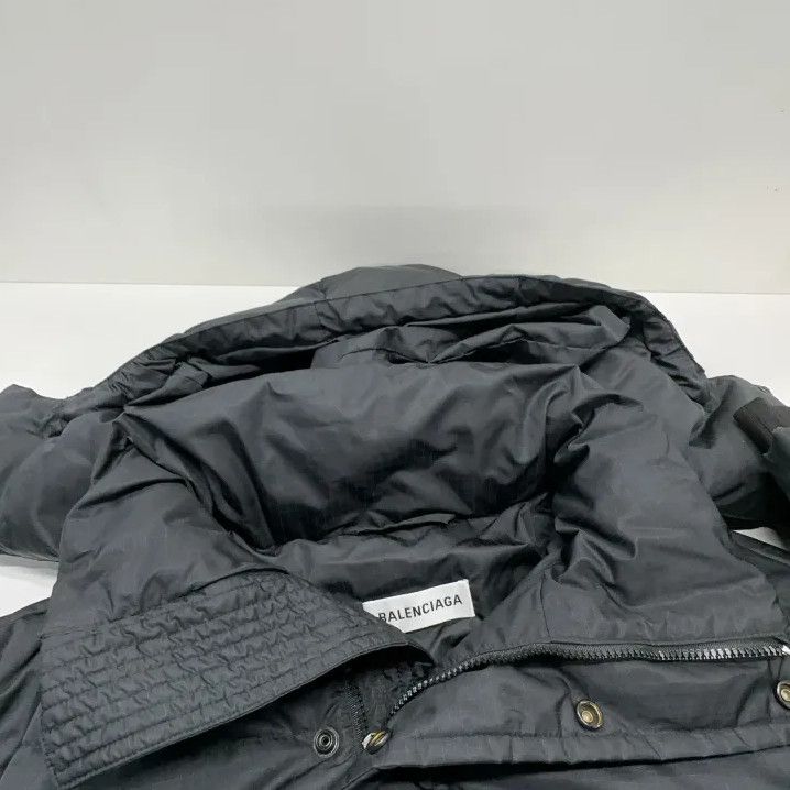 Balenciaga Balenciaga Winter Solid Color Padded Down Jacket Size US M / EU 48-50 / 2 - 7 Thumbnail