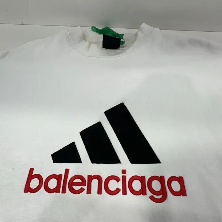 Balenciaga Balenciaga x Adidas Logo Print Crewneck Sweatshirt Size US L / EU 52-54 / 3 - 8 Thumbnail