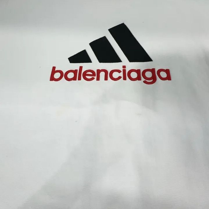 Balenciaga Balenciaga x Adidas Logo Print Crewneck Sweatshirt Size US L / EU 52-54 / 3 - 9 Thumbnail