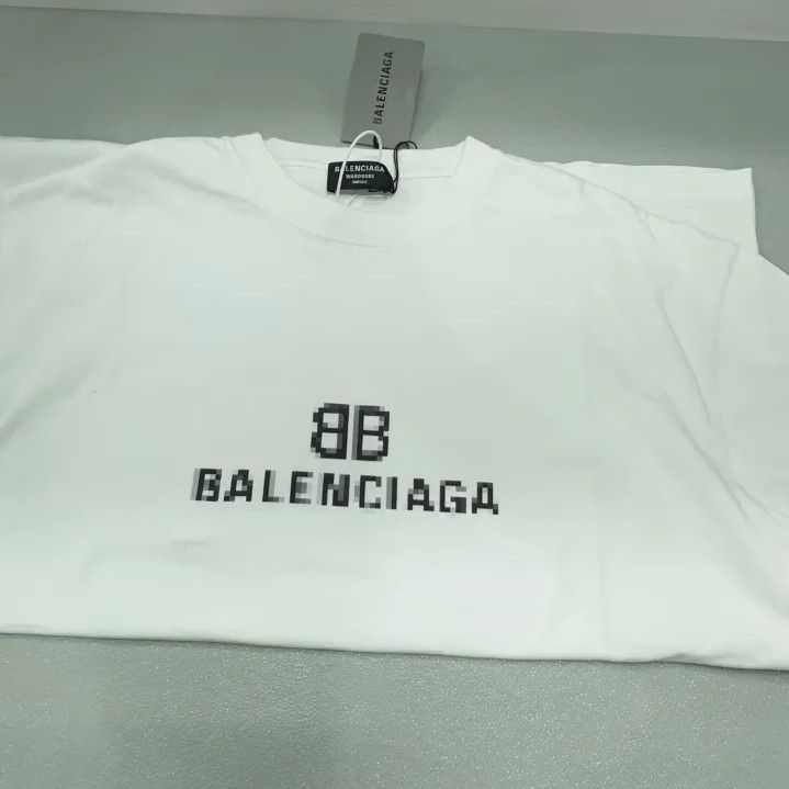 Balenciaga Balenciaga Logo Print Short Sleeve T-Shirt Size US L / EU 52-54 / 3 - 8 Thumbnail