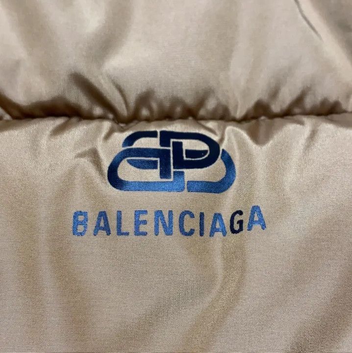 Balenciaga Balenciaga Brown Logo Long Sleeve Puffer Jacket Size US L / EU 52-54 / 3 - 10 Thumbnail