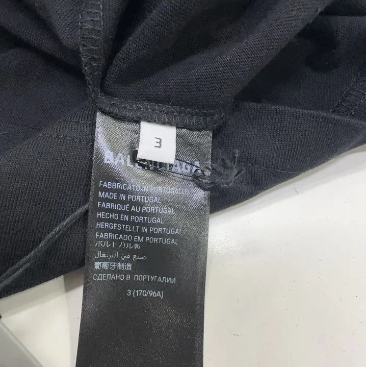 Balenciaga Balenciaga Manchester United Logo Short Sleeve Tee Size US L / EU 52-54 / 3 - 5 Thumbnail