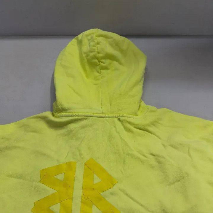 Balenciaga Balenciaga SS23 Logo Print Hoodie for Men Size US M / EU 48-50 / 2 - 7 Thumbnail