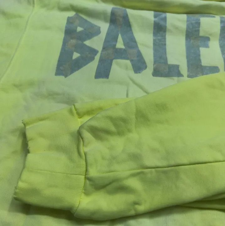 Balenciaga Balenciaga SS23 Logo Print Hoodie for Men Size US M / EU 48-50 / 2 - 14 Thumbnail