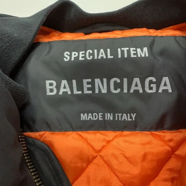 Balenciaga Balenciaga NASA Logo Flight Jacket for Men Size US L / EU 52-54 / 3 - 4 Thumbnail
