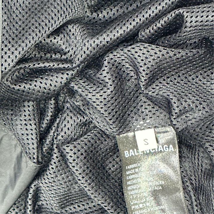 Balenciaga Balenciaga Black Zip-Up Jacket for All Size US S / EU 44-46 / 1 - 2 Thumbnail