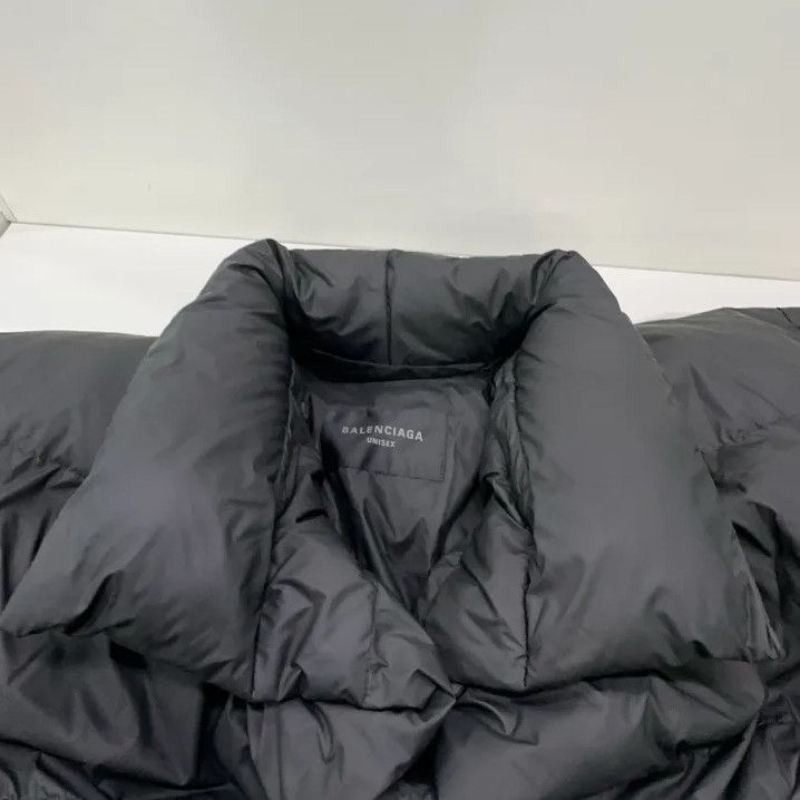 Balenciaga Balenciaga SS23 Letter Print Puffer Jacket Size US M / EU 48-50 / 2 - 9 Thumbnail