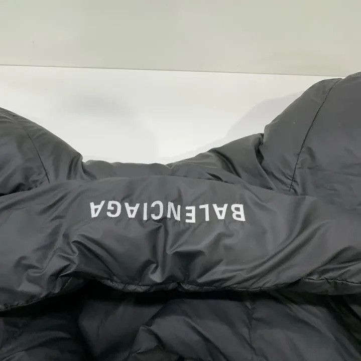 Balenciaga Balenciaga SS23 Letter Print Puffer Jacket Size US M / EU 48-50 / 2 - 8 Thumbnail