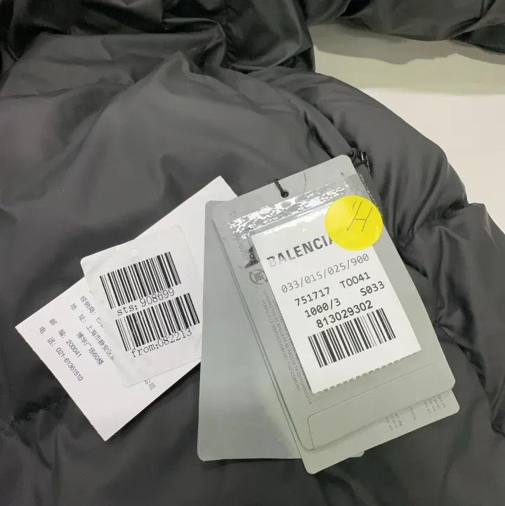 Balenciaga Balenciaga SS23 Letter Print Puffer Jacket Size US M / EU 48-50 / 2 - 7 Thumbnail