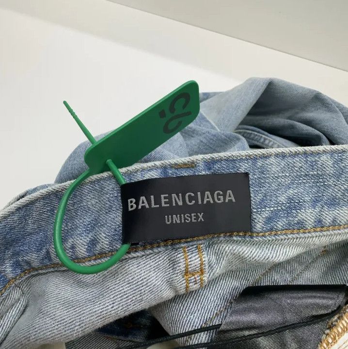 Balenciaga Balenciaga Men's Light Blue Loose Fit Denim Pants Size US 26 / EU 42 - 5 Thumbnail