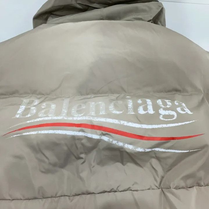 Balenciaga Balenciaga FW23 Logo High Neck Sleeveless Puffer Size US L / EU 52-54 / 3 - 12 Thumbnail