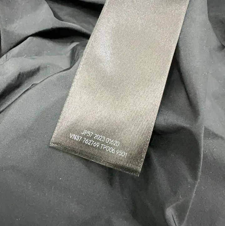 Balenciaga Balenciaga FW23 Logo High Neck Sleeveless Puffer Size US L / EU 52-54 / 3 - 5 Thumbnail