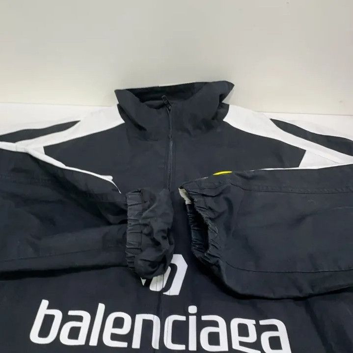 Balenciaga Balenciaga Black Embroidered Logo Long Sleeve Jacket Size US L / EU 52-54 / 3 - 8 Thumbnail