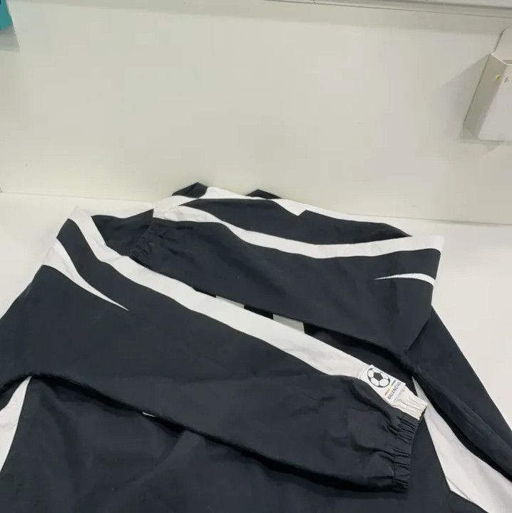 Balenciaga Balenciaga Black Embroidered Logo Long Sleeve Jacket Size US L / EU 52-54 / 3 - 12 Thumbnail