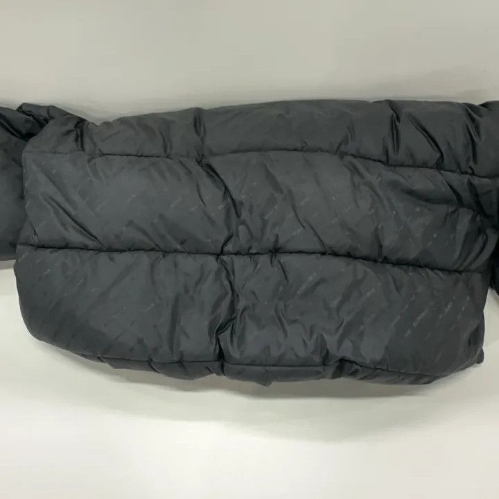Balenciaga Balenciaga Black Logo Puffer Jacket for Men Size US L / EU 52-54 / 3 - 11 Thumbnail