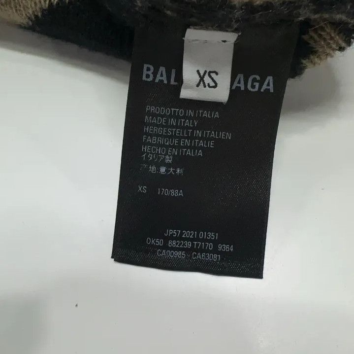 Balenciaga Balenciaga Vintage Zebra Print Long Sleeve Sweater Size US XS / EU 42 / 0 - 4 Thumbnail
