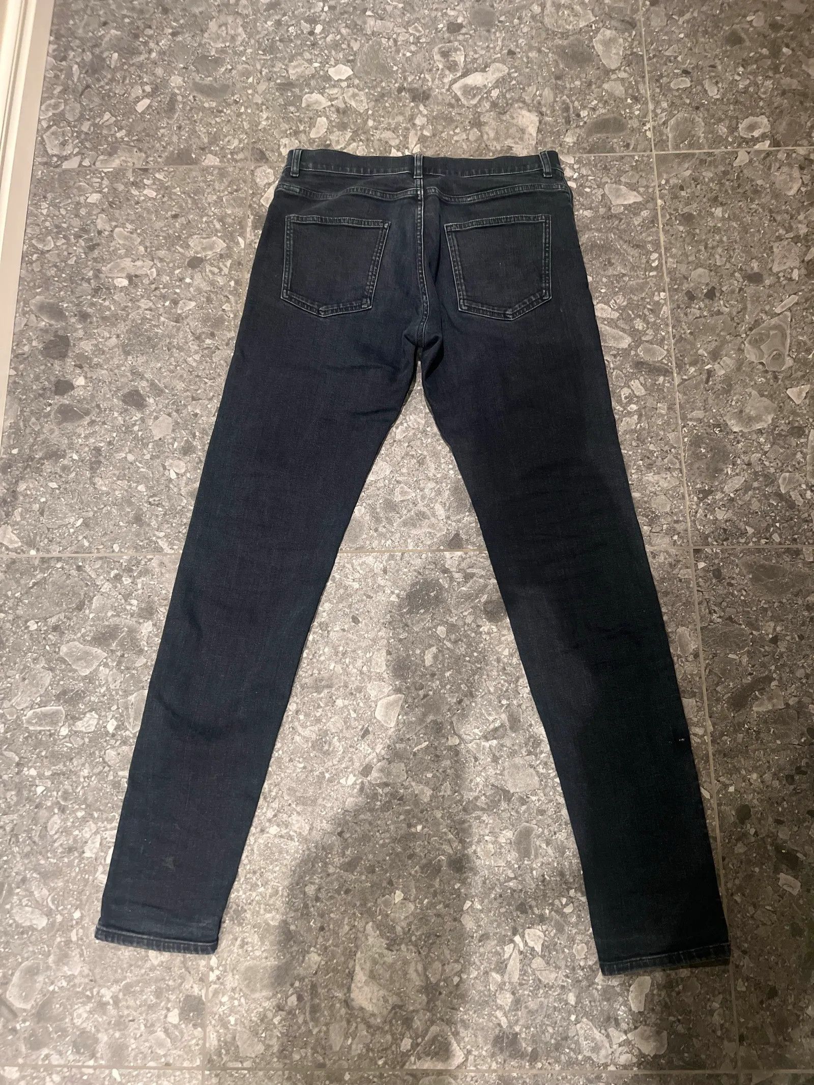 Cos Cos Mid rise slim fit tapered leg Jeans Size US 30 / EU 46 - 3 Thumbnail