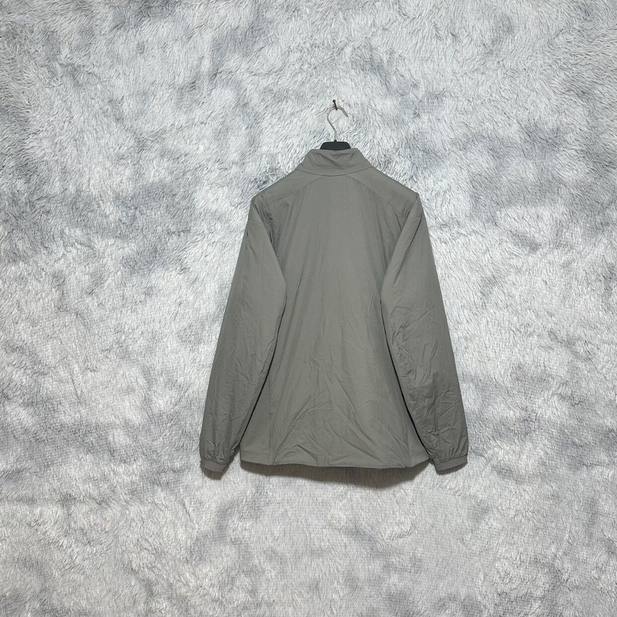 Arc'teryx arcteryx atom lt jacket in space gray Size US L / EU 52-54 / 3 - 2 Thumbnail