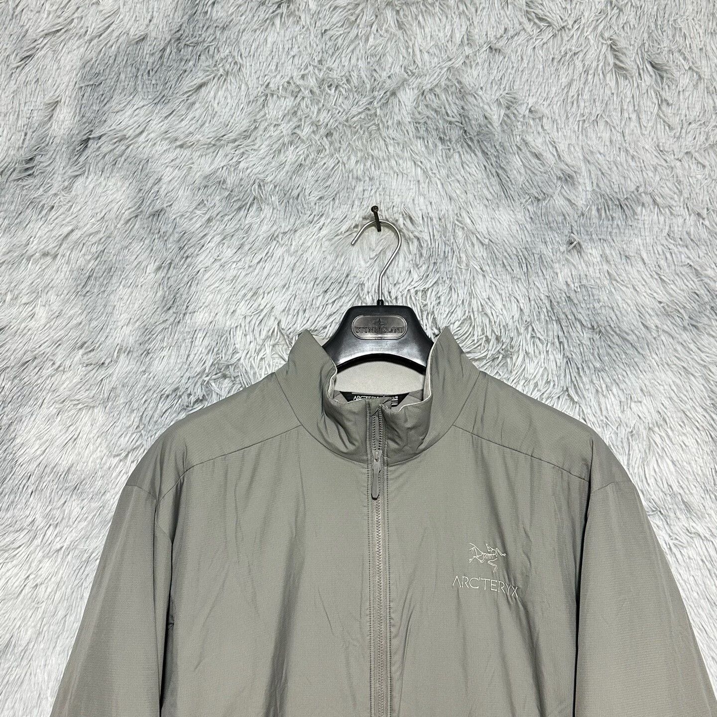 Arc'teryx arcteryx atom lt jacket in space gray Size US L / EU 52-54 / 3 - 3 Thumbnail