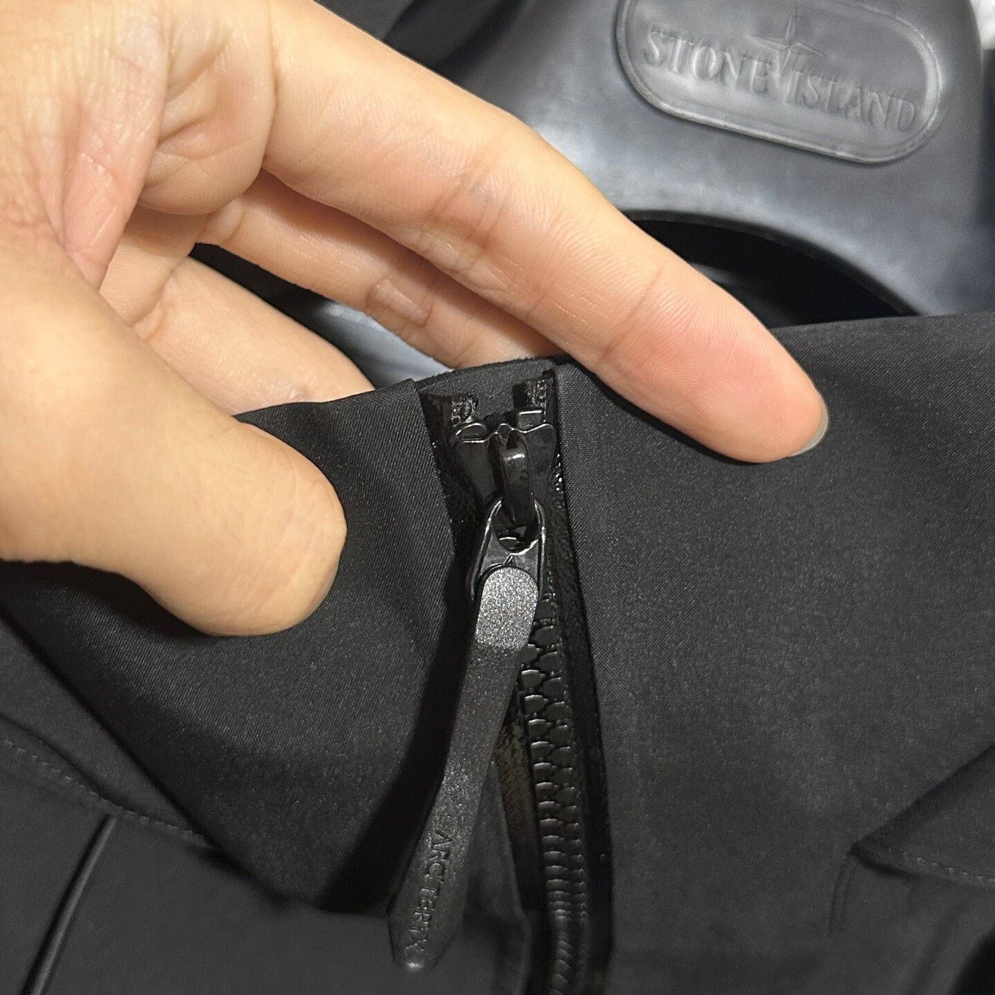 Arc'teryx arcteryx beta ar jacket hooded black Size US L / EU 52-54 / 3 - 5 Thumbnail