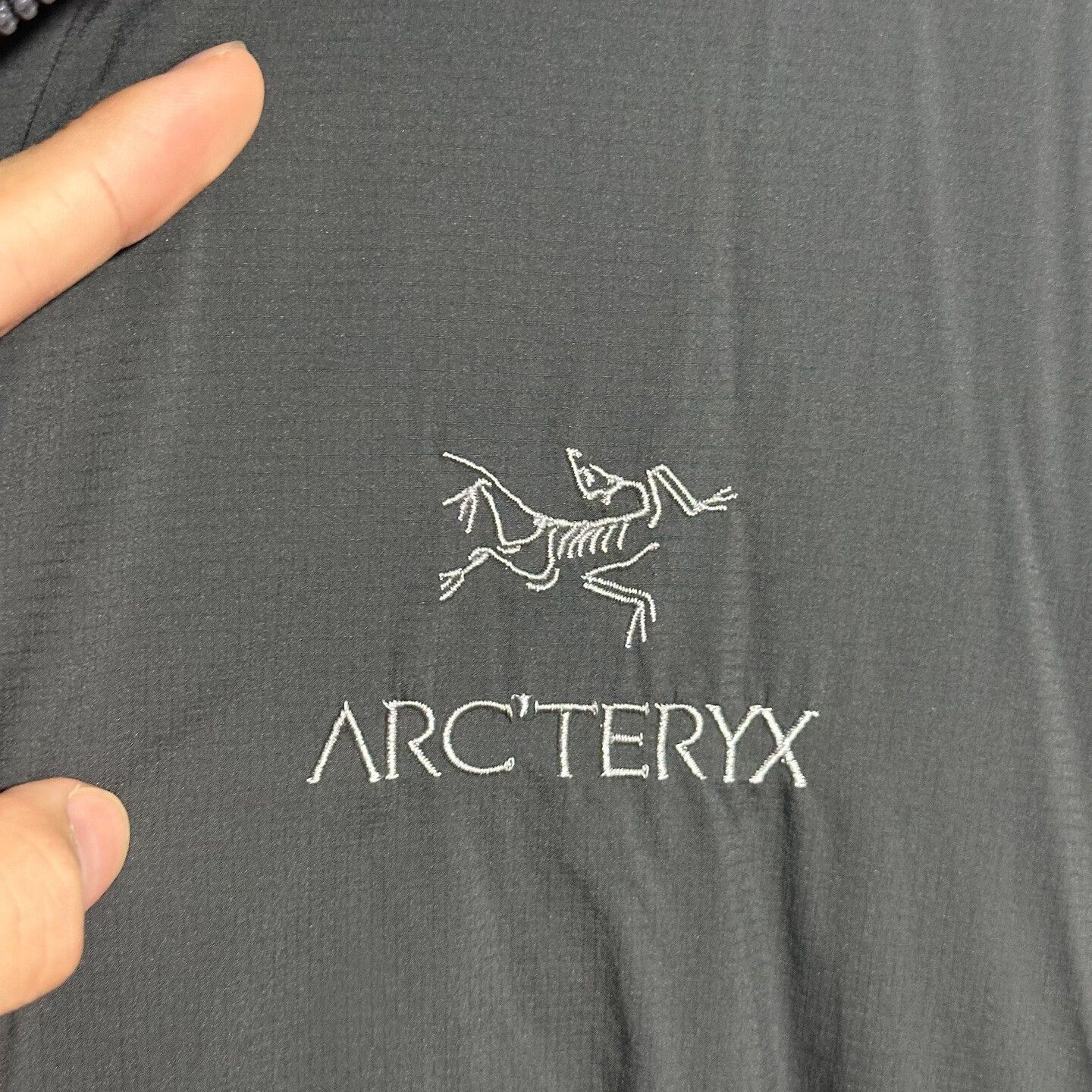 Arc'teryx Arcteryx Atom LT Hoody in Water Wave Gray Size US S / EU 44-46 / 1 - 4 Thumbnail