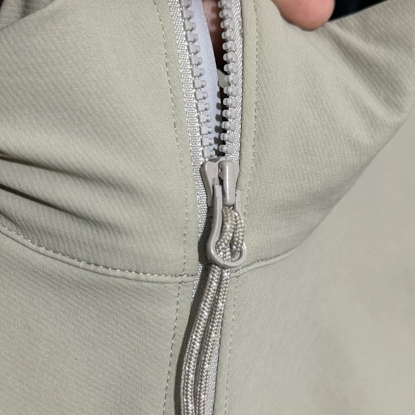 Arc'teryx Arcteryx Gamma LT Jacket in Grey Green Size US L / EU 52-54 / 3 - 4 Thumbnail