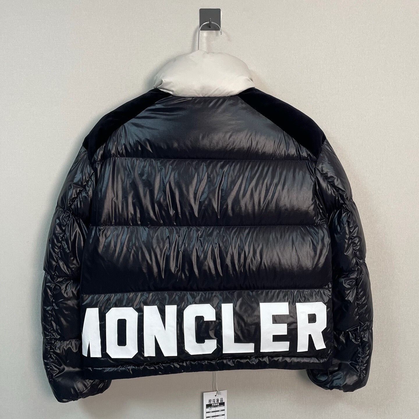 Moncler new moncler letter print puffer jacket Size US M / EU 48-50 / 2 - 2 Thumbnail