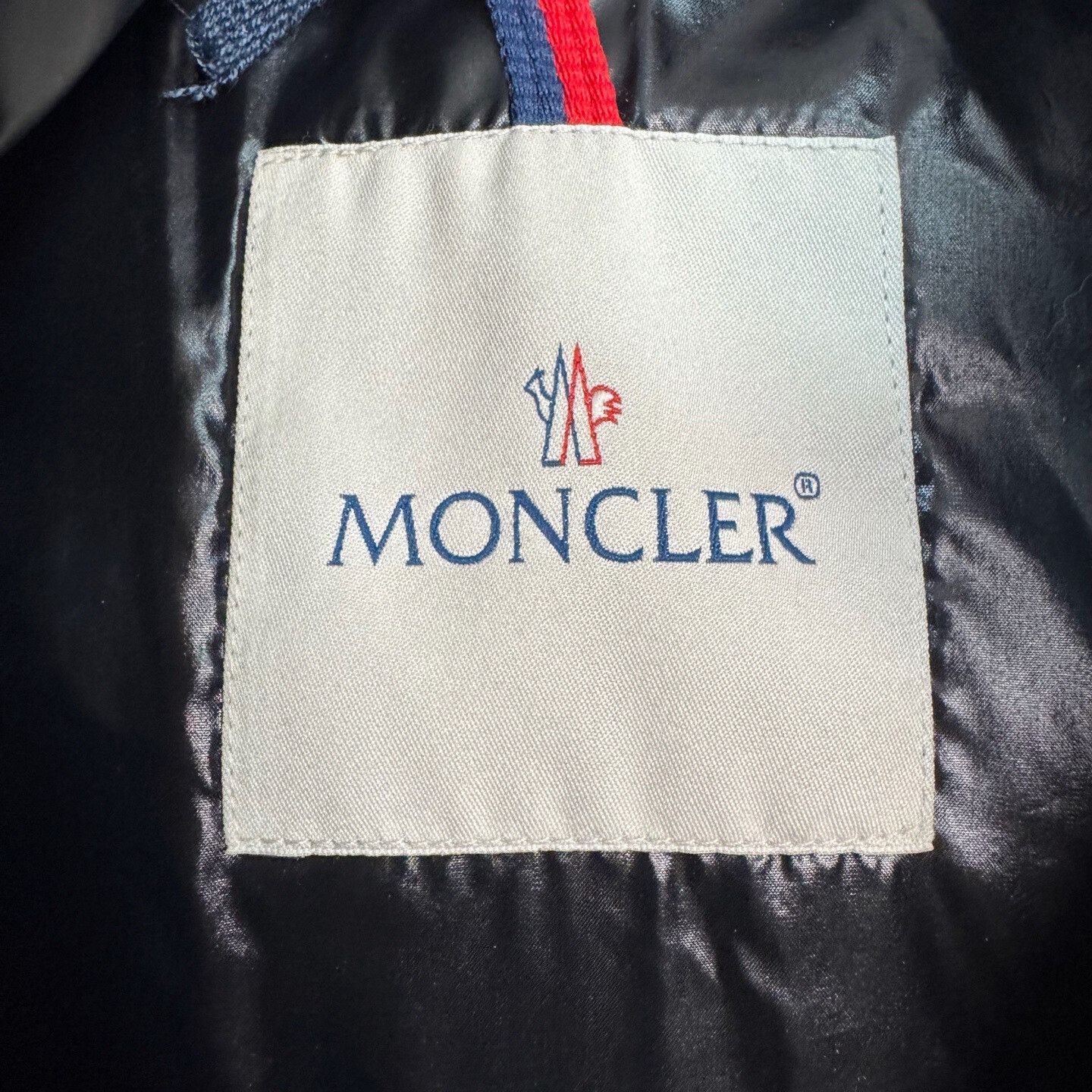 Moncler moncler black shiny puffer coat Size M / US 6-8 / IT 42-44 - 3 Thumbnail