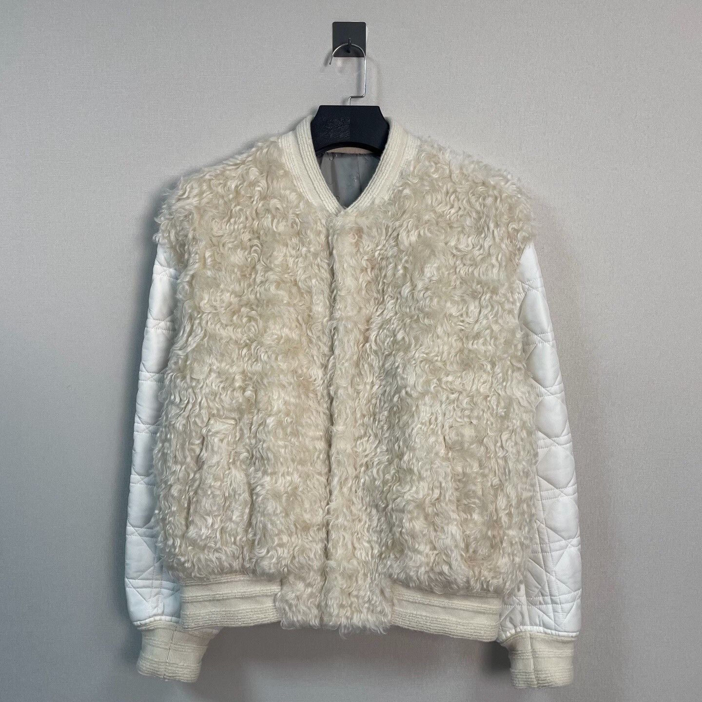 Dior new year limited plush jacket Size L / US 10 / IT 46 - 2 Thumbnail