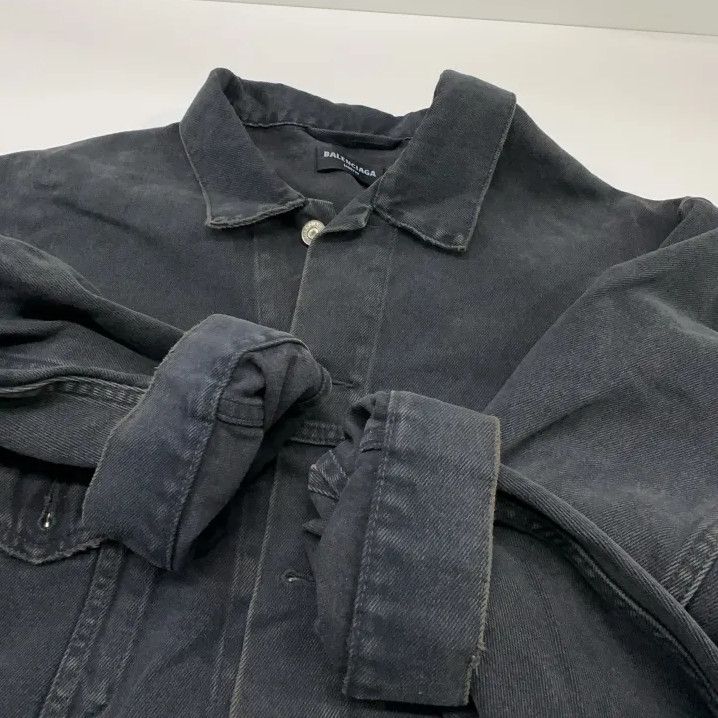 Balenciaga Balenciaga Black Denim Jacket with Logo Design Size US M / EU 48-50 / 2 - 9 Thumbnail
