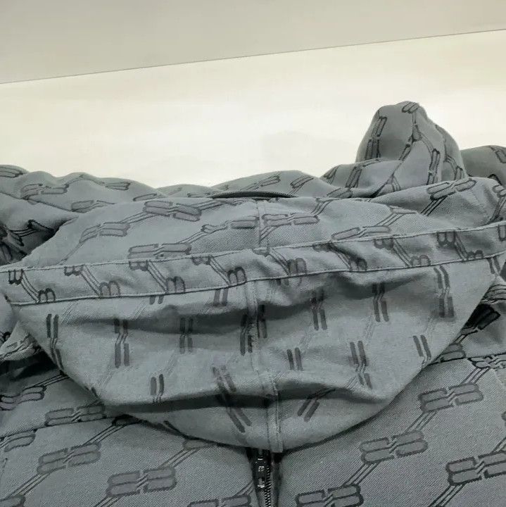Balenciaga Balenciaga SS23 Printed Long Sleeve Jacket Size US S / EU 44-46 / 1 - 8 Thumbnail