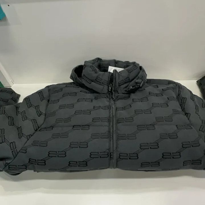 Balenciaga Balenciaga SS23 Printed Long Sleeve Jacket Size US S / EU 44-46 / 1 - 10 Thumbnail
