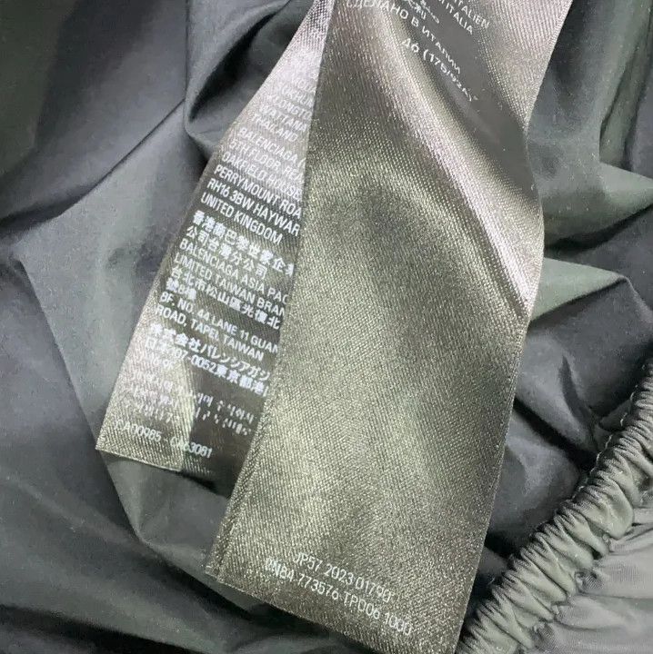 Balenciaga Balenciaga Lightweight Cotton Zip Jacket for Men Size US L / EU 52-54 / 3 - 5 Thumbnail