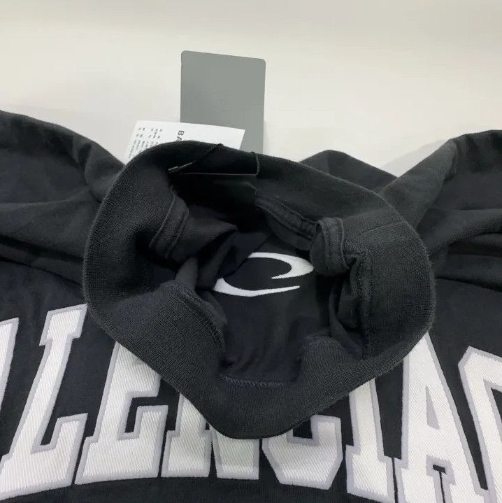 Balenciaga Balenciaga SS25 Basketball Long Sleeve T-Shirt Size US M / EU 48-50 / 2 - 8 Thumbnail