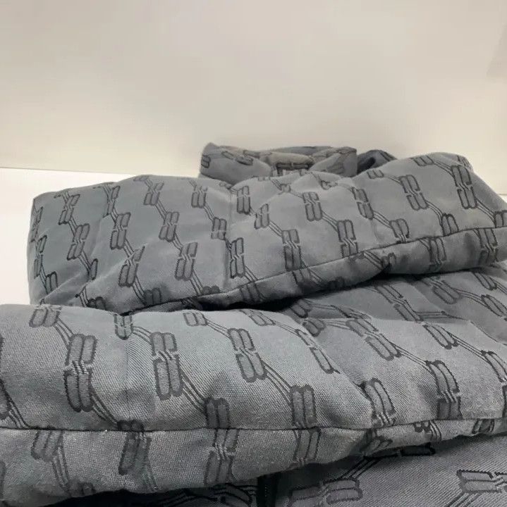 Balenciaga Balenciaga SS23 Printed Long Sleeve Puffer Jacket Size US M / EU 48-50 / 2 - 12 Thumbnail