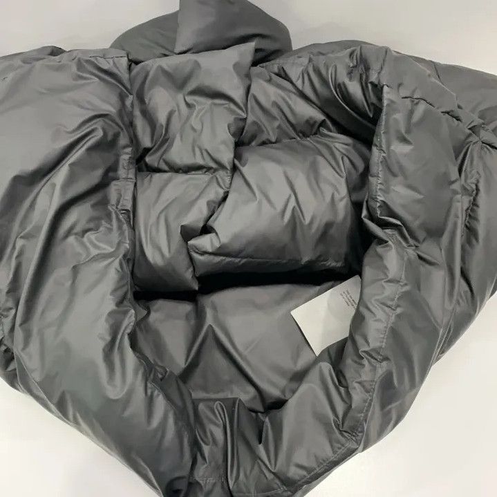 Balenciaga Balenciaga SS23 Letter Print Puffer Jacket Size US M / EU 48-50 / 2 - 11 Thumbnail