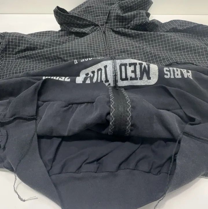Balenciaga Balenciaga Patchwork Cotton Zip Hoodie for Men Size US S / EU 44-46 / 1 - 9 Thumbnail