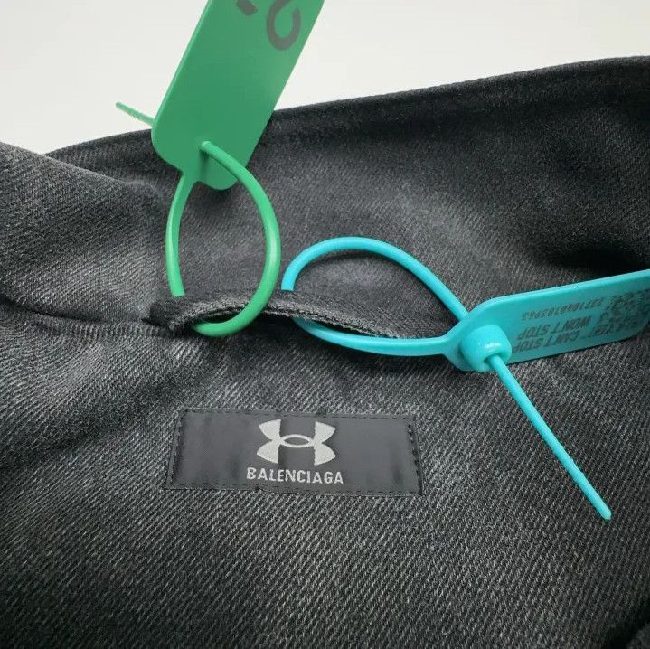 Balenciaga Balenciaga SS25 Under Armour Black Zip Jacket Size US M / EU 48-50 / 2 - 2 Thumbnail