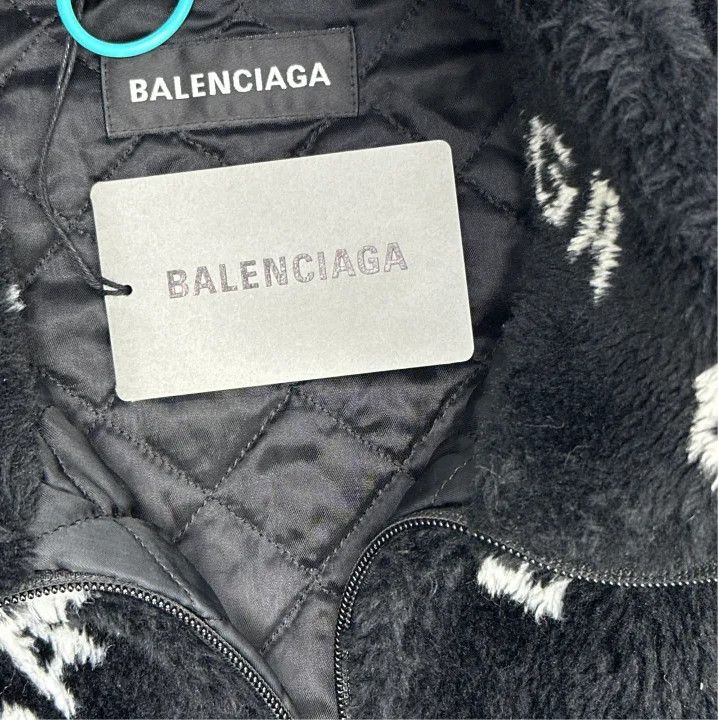 Balenciaga Balenciaga Logo Print Oversized Zip Jacket Size US M / EU 48-50 / 2 - 2 Thumbnail