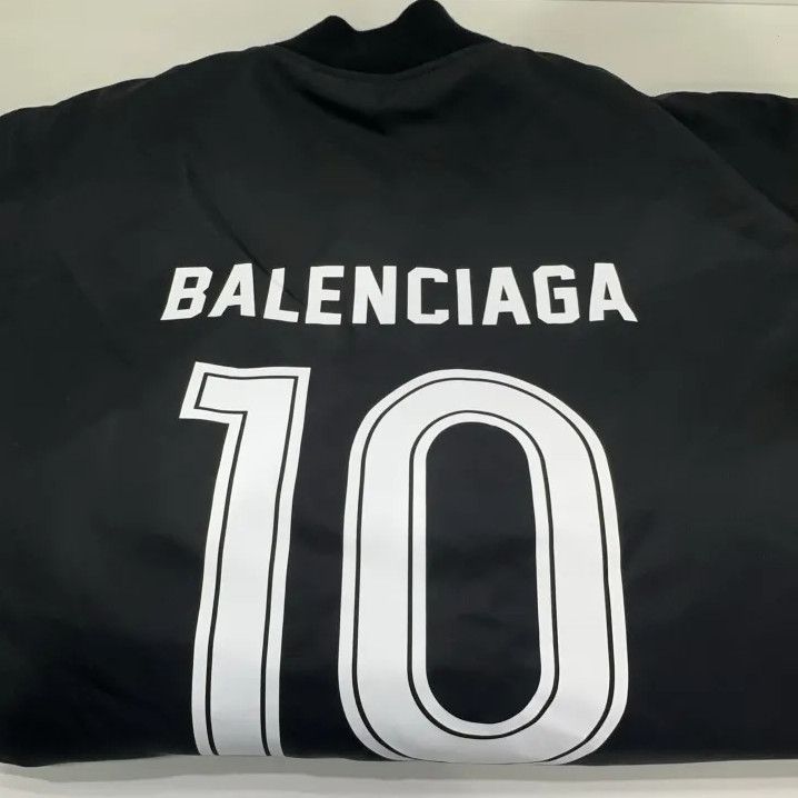 Balenciaga Balenciaga Black Soccer Team Jacket for Men Size US M / EU 48-50 / 2 - 14 Thumbnail
