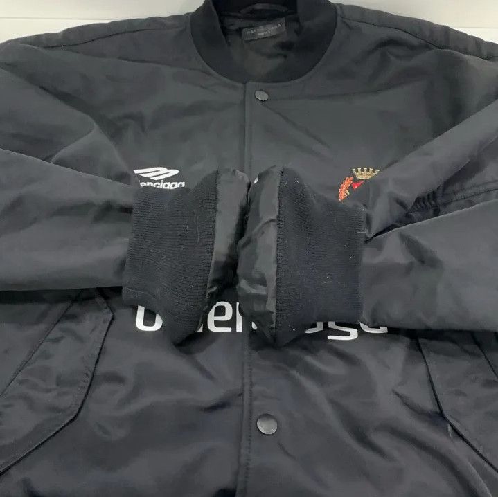 Balenciaga Balenciaga Black Soccer Team Jacket for Men Size US M / EU 48-50 / 2 - 12 Thumbnail